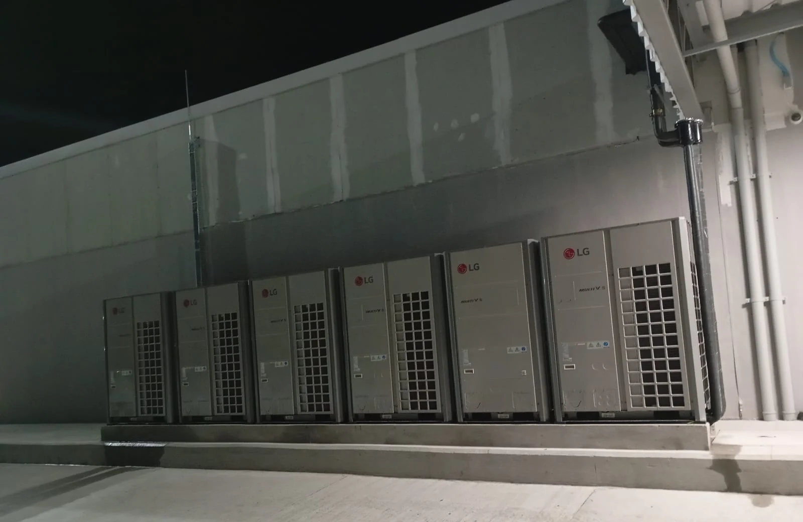 Conjunto de unidades externas de sistema de climatização